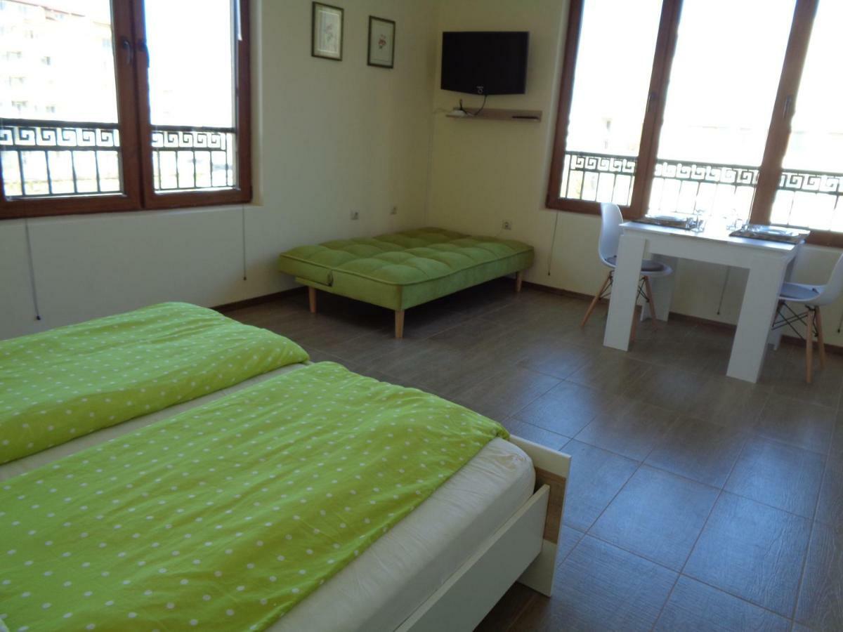 Nereya Palace Studio Mona Lejlighed Pomorie Eksteriør billede